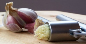 garlic-press