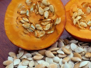 1138905sliced-pumpkin-with-pumpkin-seeds